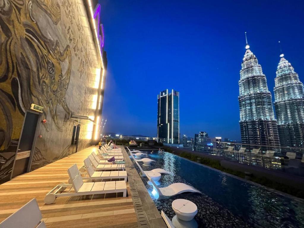 Premier Sky Pool At Star Klcc Apartment *