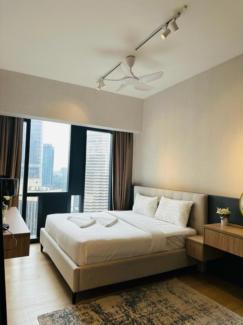 Premier Sky Pool At Star Klcc Apartment